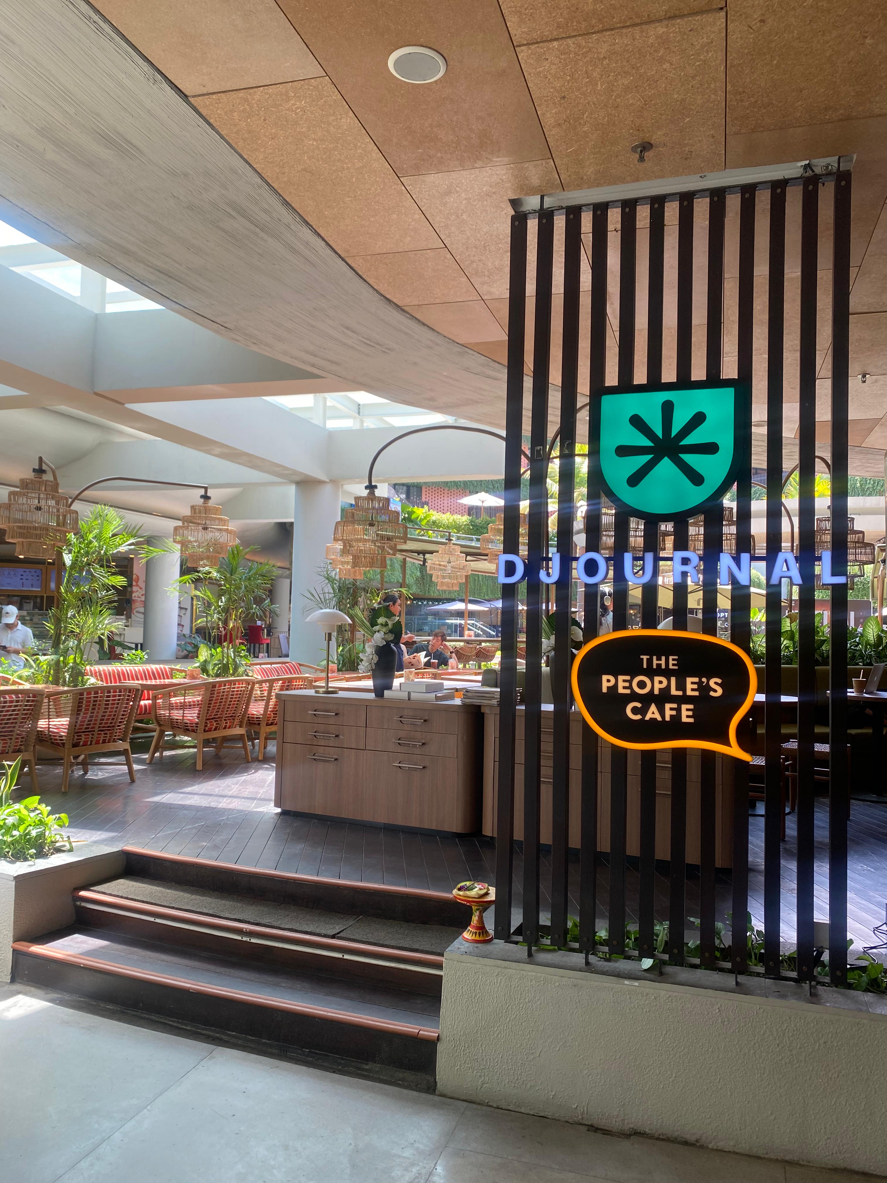Gerai The People&rsquo;s Cafe di Kuta Beachwalk Bali resmi dibuka pada 24 September 2025 lalu.
