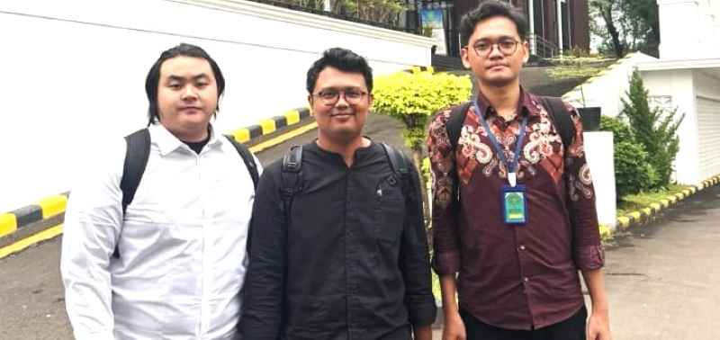 SAMPAIKAN GUGATAN : Koalisi Advokasi Petani Batur menyampaikan gugatan ke PTUN Jakarta. (ist)
