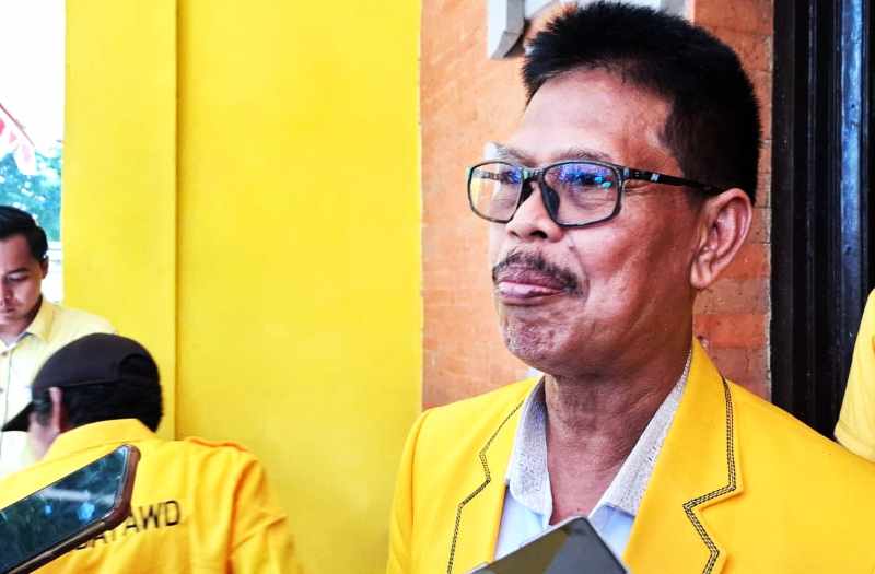 TERPILIH LAGI : I Nyoman Wirya yang terpilihnya kembali sebagai Ketua DPD Golkar Tabanan.  (Juliadi/Radar Bali)