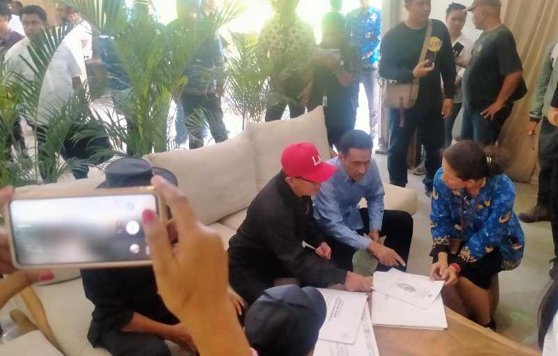 SIDAK : Suasana sidak Pansus Penegakan Perda Tata Ruang, Perizinan dan Aset Daerah (TRAP) DPRD Provinsi Bali dikawasan Nuanu Creative City. (Foto:Juliadi)