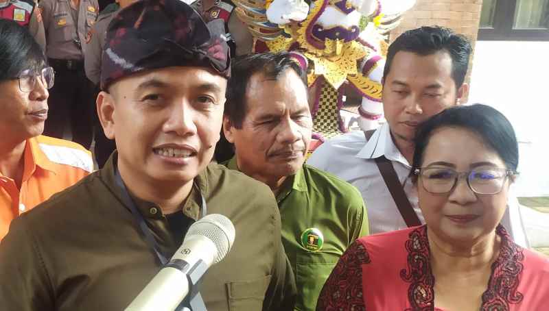 KINI BENDAHARA PDIP JEMBRANA: I Gede Ngurah Patriana Krisna alias Ipat. (M.Basir/Radar Bali)