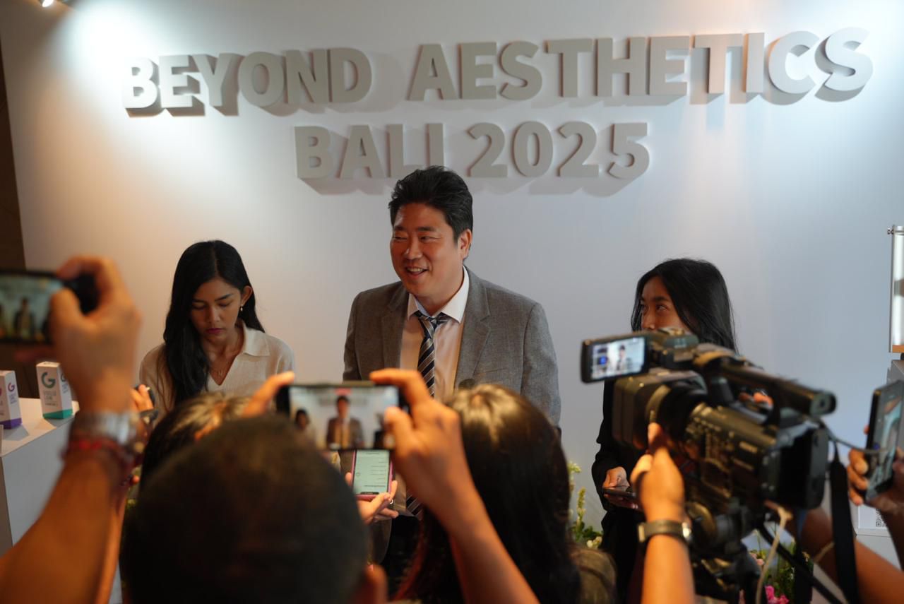 HEAD OF GLOBAL BUSINESS CGBIO: Danny Lee Menyambut Para Tamu Meet the Masters.