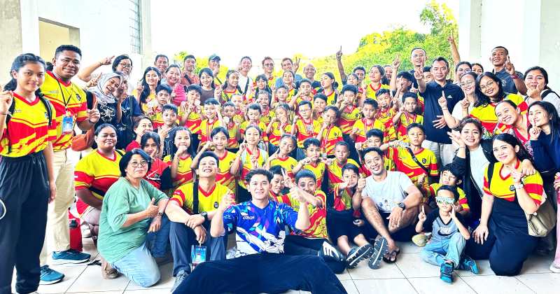 PANEN MEDALI : El Team usai berlaga di Kadisdikpora Cup 2025. (foto: El Team untuk Radar Bali)