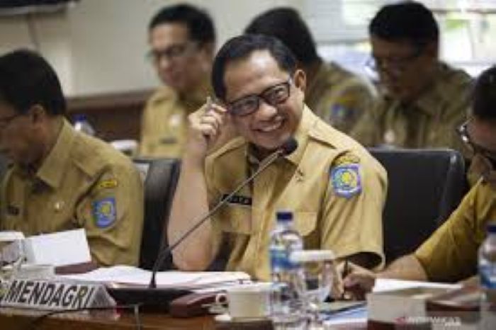 Menteri Dalam Negeri Tito Karnavian menyatakan mengawal Program Strategis Nasional (PSN) di daerah-daerah