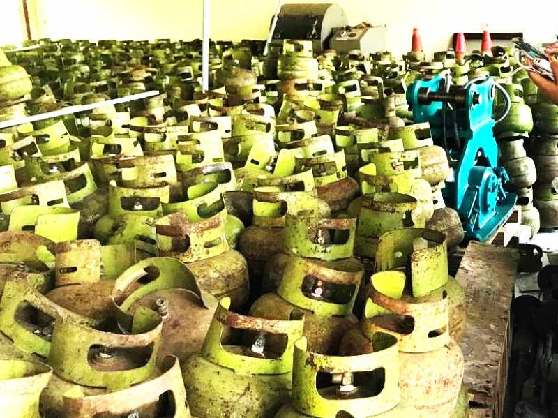 BARANG SITAAN : Objek lelang tabung gas melon, elpiji 3 kilogram. (foto :  Kejari Gianyar)