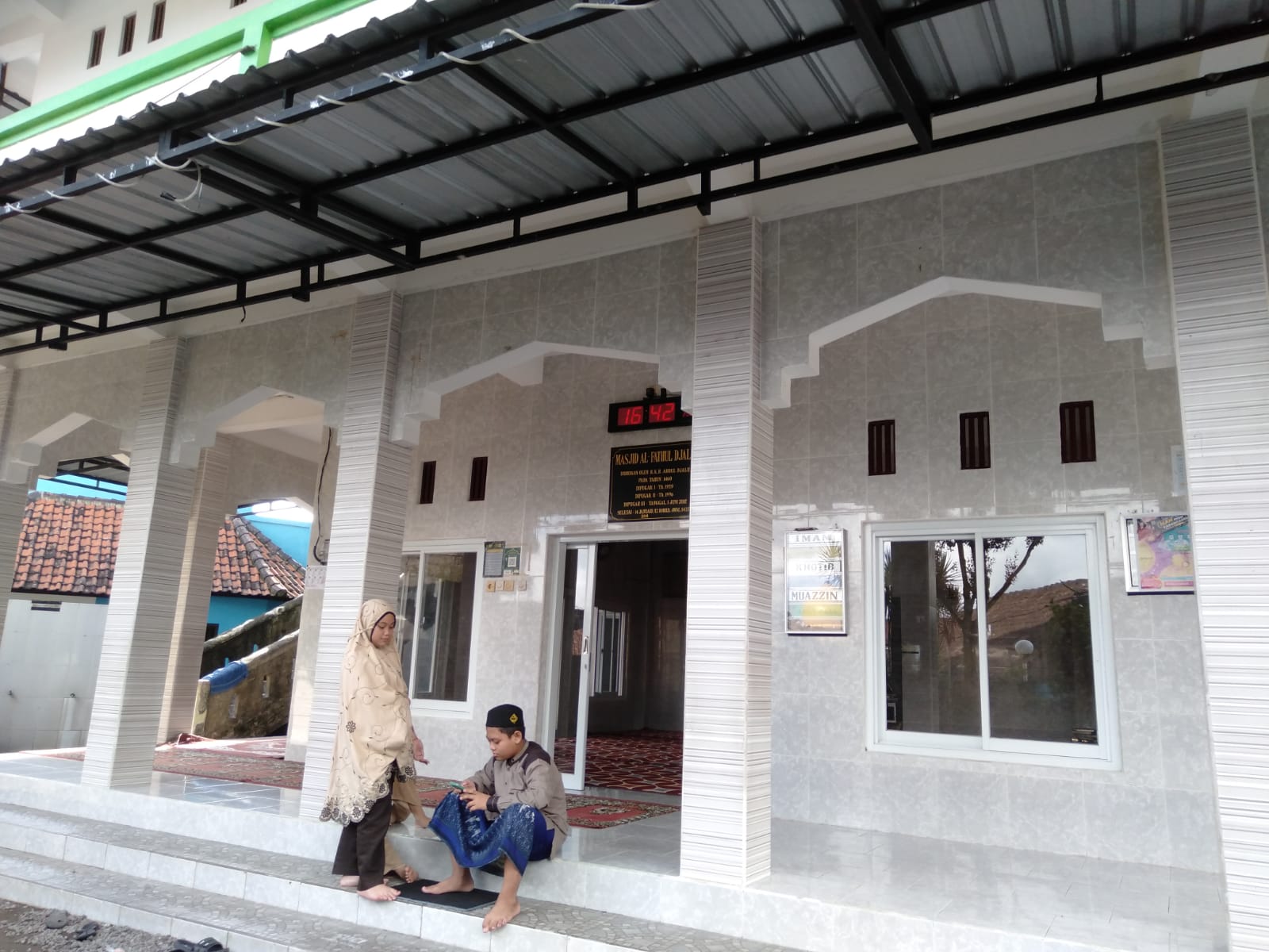 ilustrasi Masjid Fathul Jalil, Banjar Saren Jawa, Bebandem,Karangasem. dok Radar Bali.
