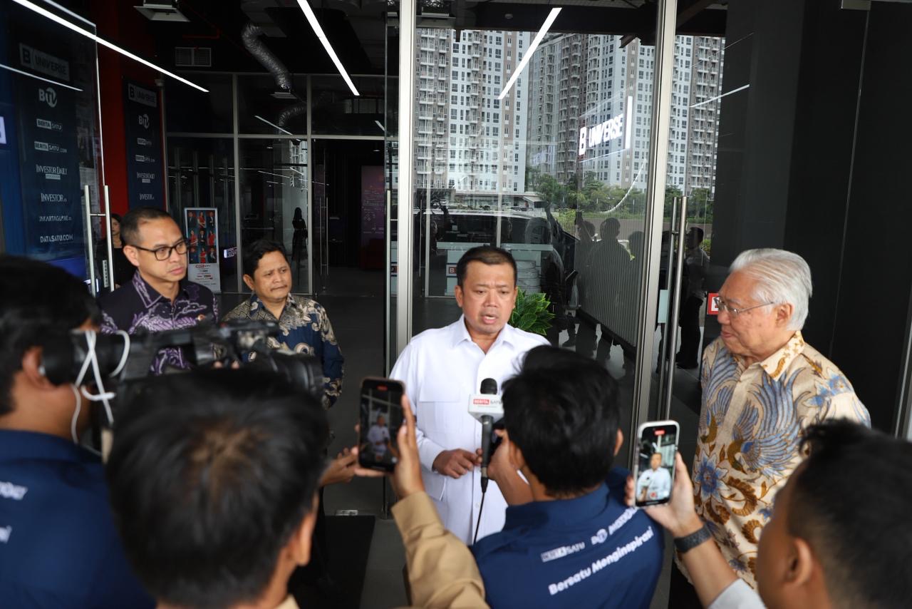 Menteri ATR/Kepala BPN, Nusron Wahid, saat berkunjung di B Universe, di Banten, Kamis (06/11/2025).