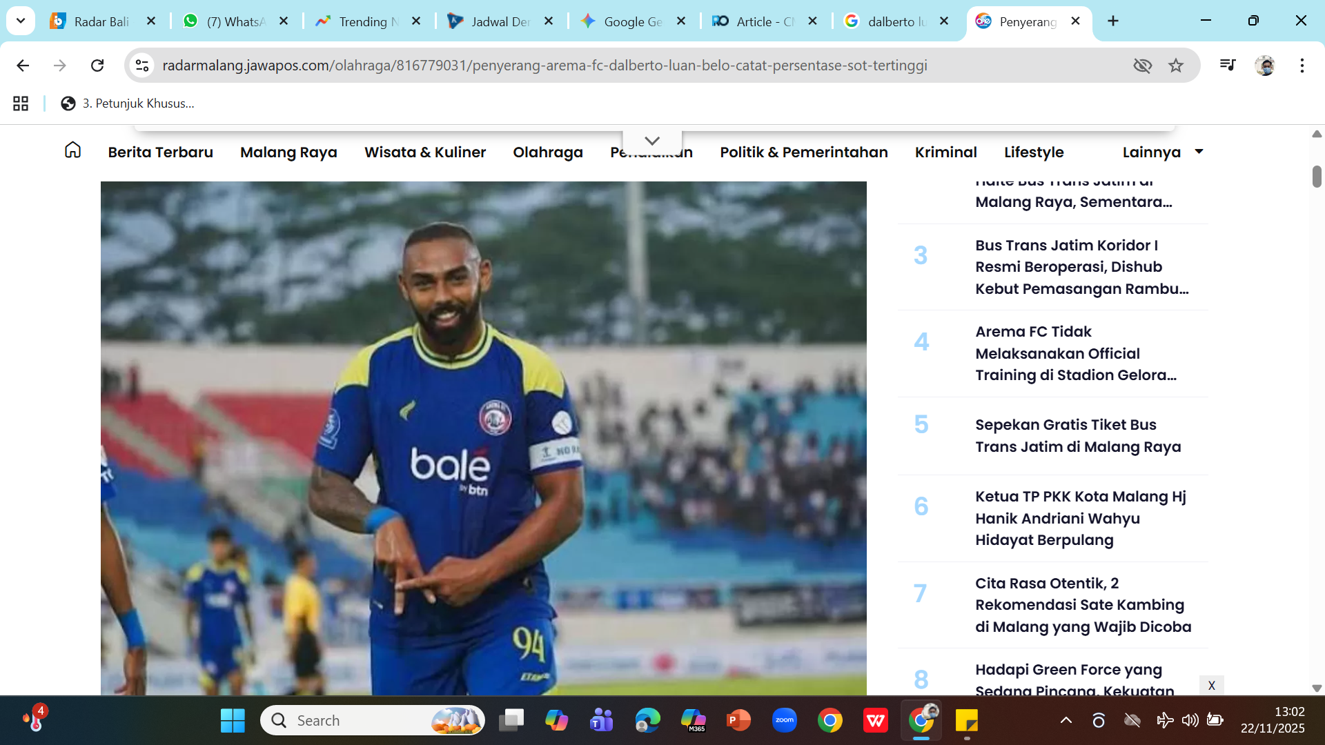 ANCAM GAWANG ERNANDO - Striker Arema Dalberto Luan Belo.