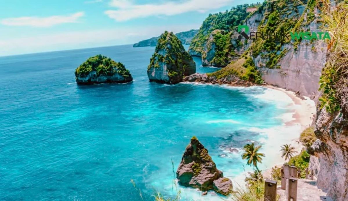 PANORAMA INDAH: Pantai Kelingking di Klungkung destinasi yang kian punya daya tarik yang kini dibangun lift kaca.