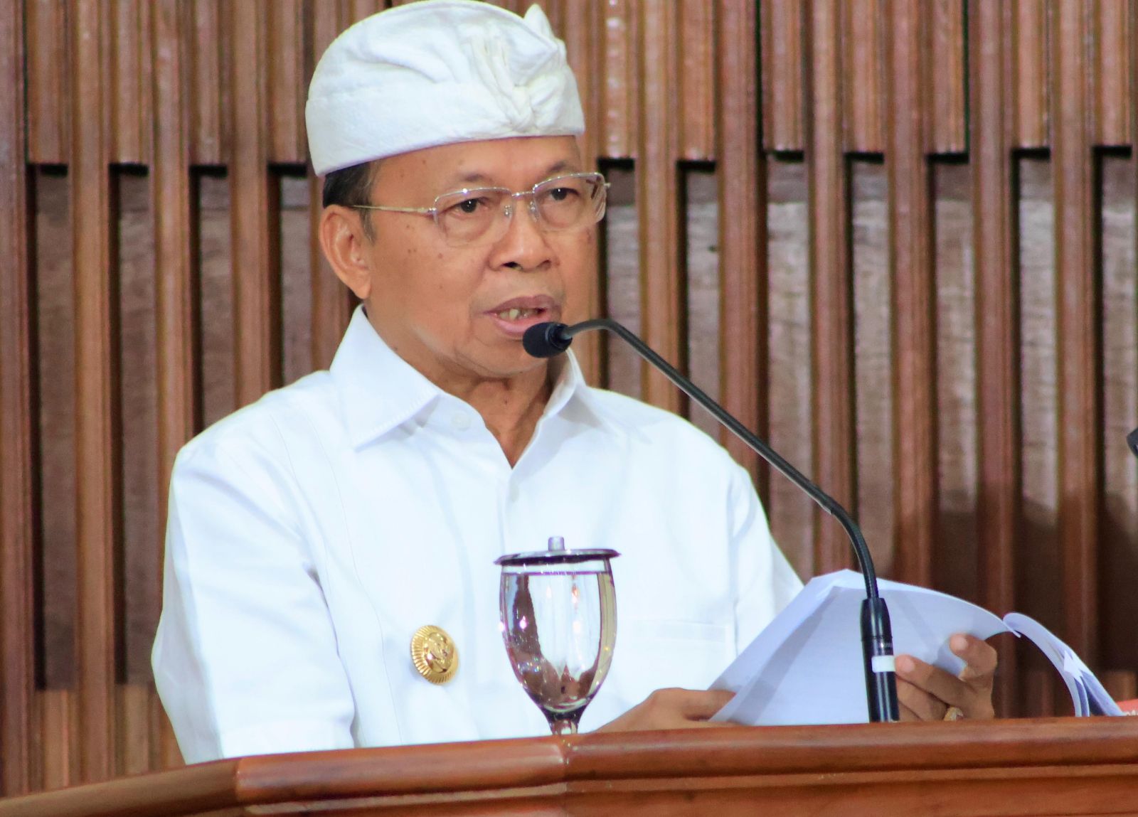 Gubernur Bali Wayan Koster terbitkan instruksi pengendalian toko modern