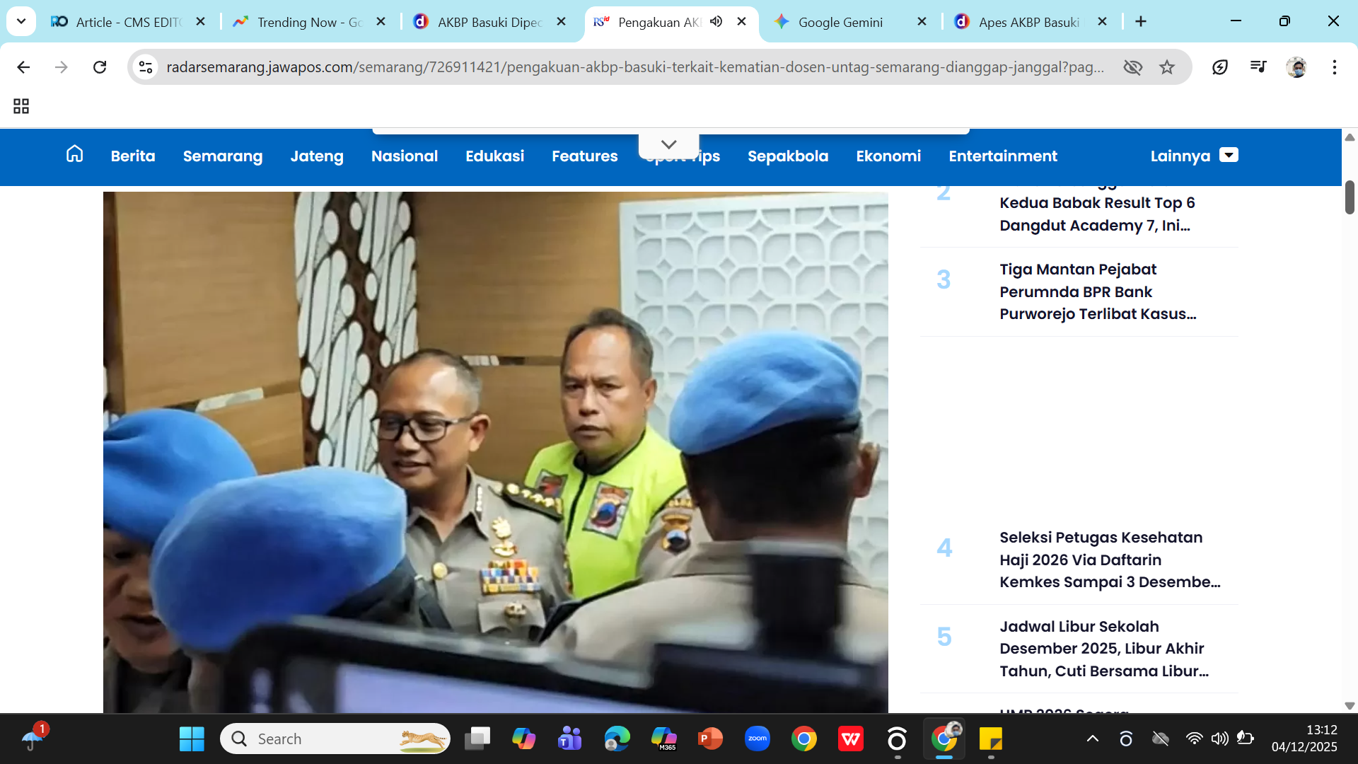 DIPECAT - Kasubdit Dalmas Ditsamapta Polda Jateng AKBP Basuki ketika keluar dari ruang sidang KKEP.