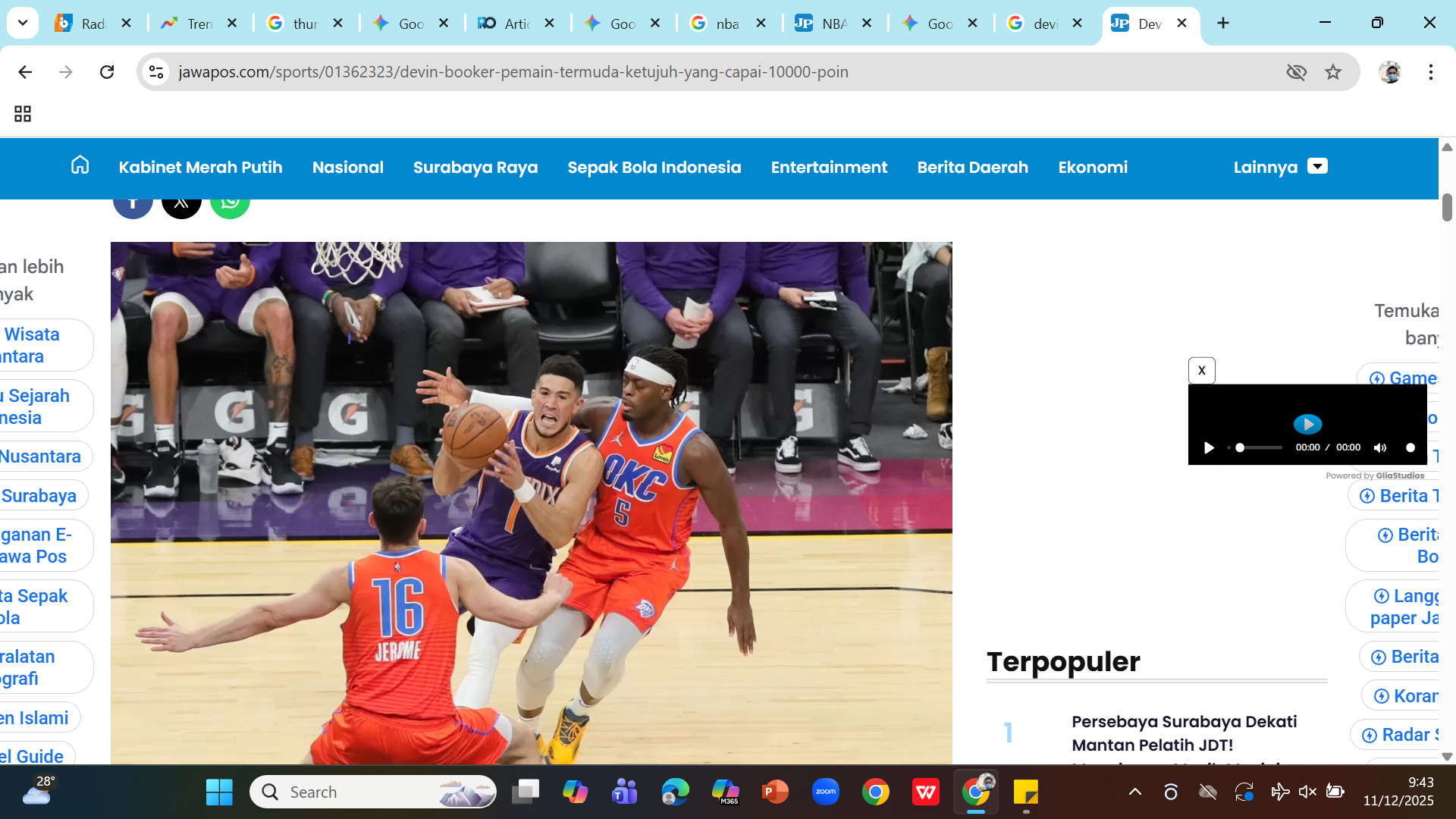 KEHILANGAN BESAR - Devin Booker absen karena cedera paha dalam pertandingan melawan OKC di NBA Cup.