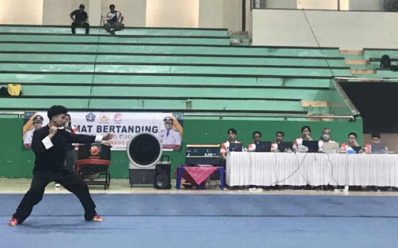 PERTAMA : Turnamen perdana yang diselenggarakan oleh WI Badung tersebut diikuti sebanyak 303 atlet dari seluruh pengurus kabupaten dan kota se-Bali. (foto:KONI Badung)