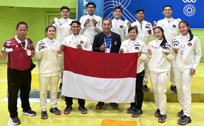 TERBAIK SE-ASEAN : Tim Official, Pelatih dan Atlet Asal Badung dalam Sea Games di Thailand.( Foto Kabaddi untuk Radar Bali )