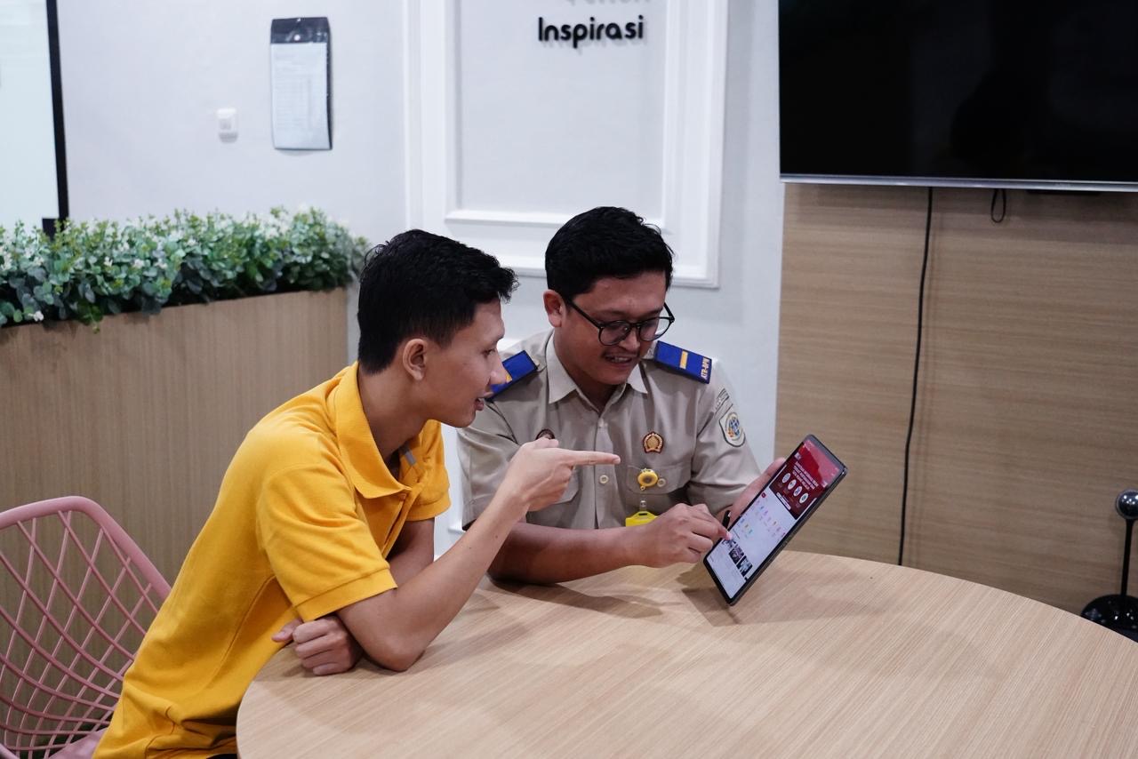 Melalui aplikasi Sentuh Tanahku, kini masyarakat dapat dengan mudah mengecek daftar Pejabat Pembuat Akta Tanah (PPAT) yang kredibel sebelum melakukan transaksi tanah.