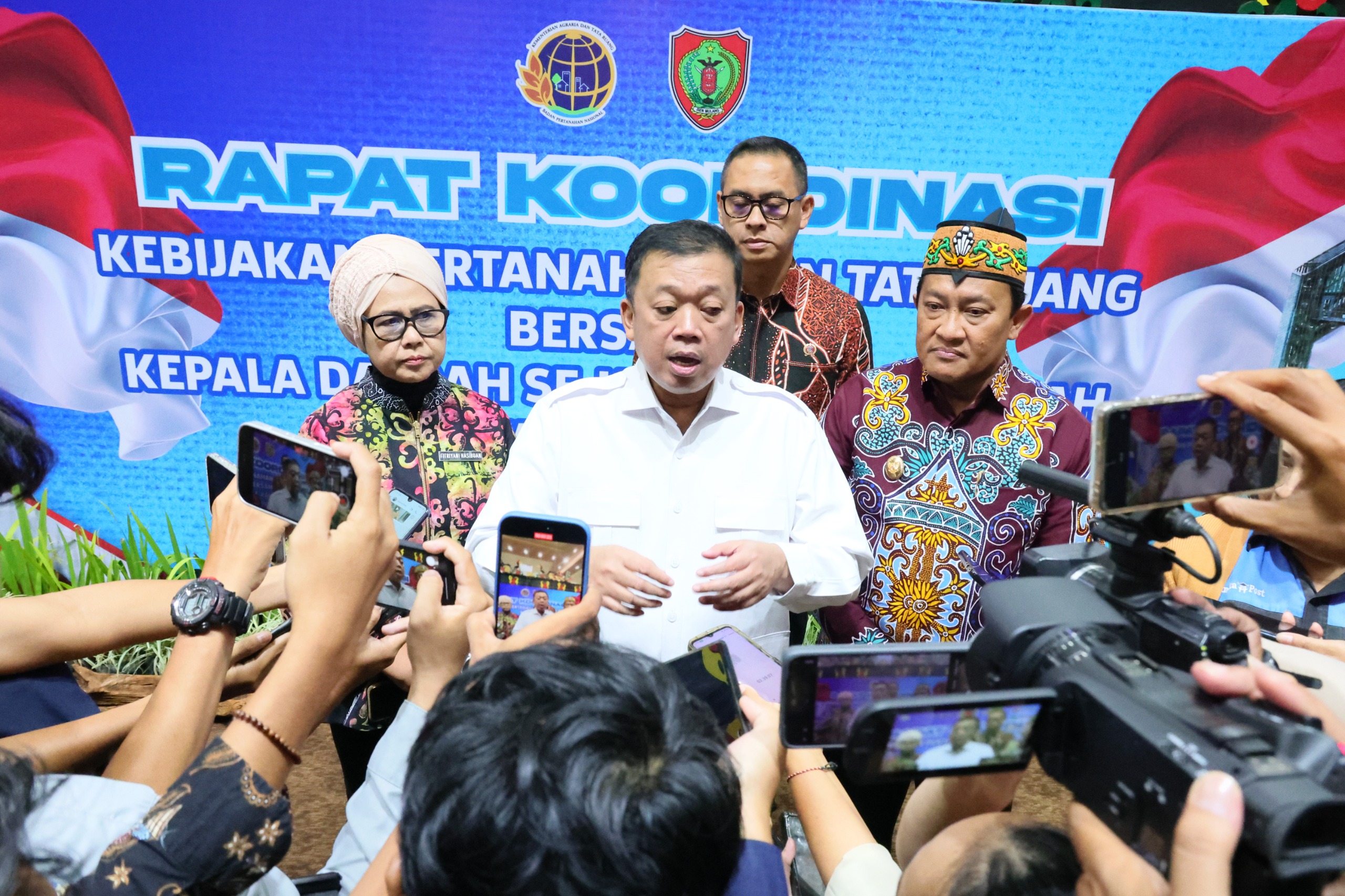 Menteri Nusron Wahid di Palangkaraya, Kamis (11/12/2025).