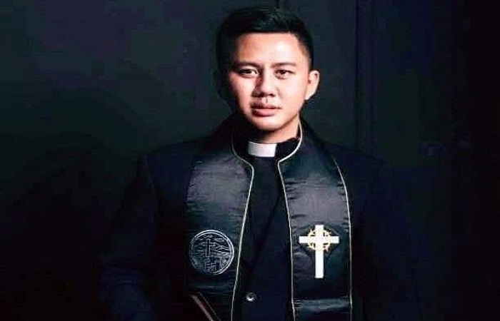 Pendeta GPIB Bajem Tabanan, Pdt. Fison Sukanegara Bailaen menyayangkan terjadinya aksi pengeroyokan yang menimpa Yefri.