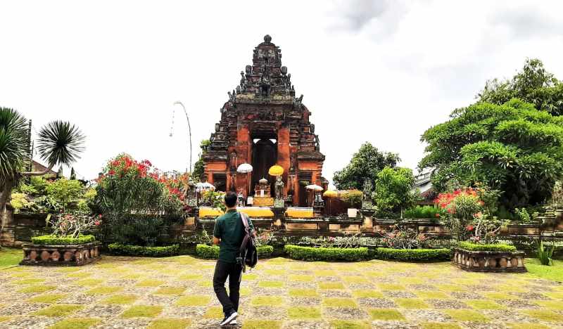 SEPINTAS MASIH KOKOH :  Kondisi bangunan kuno Pemedal Agung, di kawasan Kertha Gosa, Klungkung. (foto:Dewa Ayu Pitri Arisanti/Radar Bali)