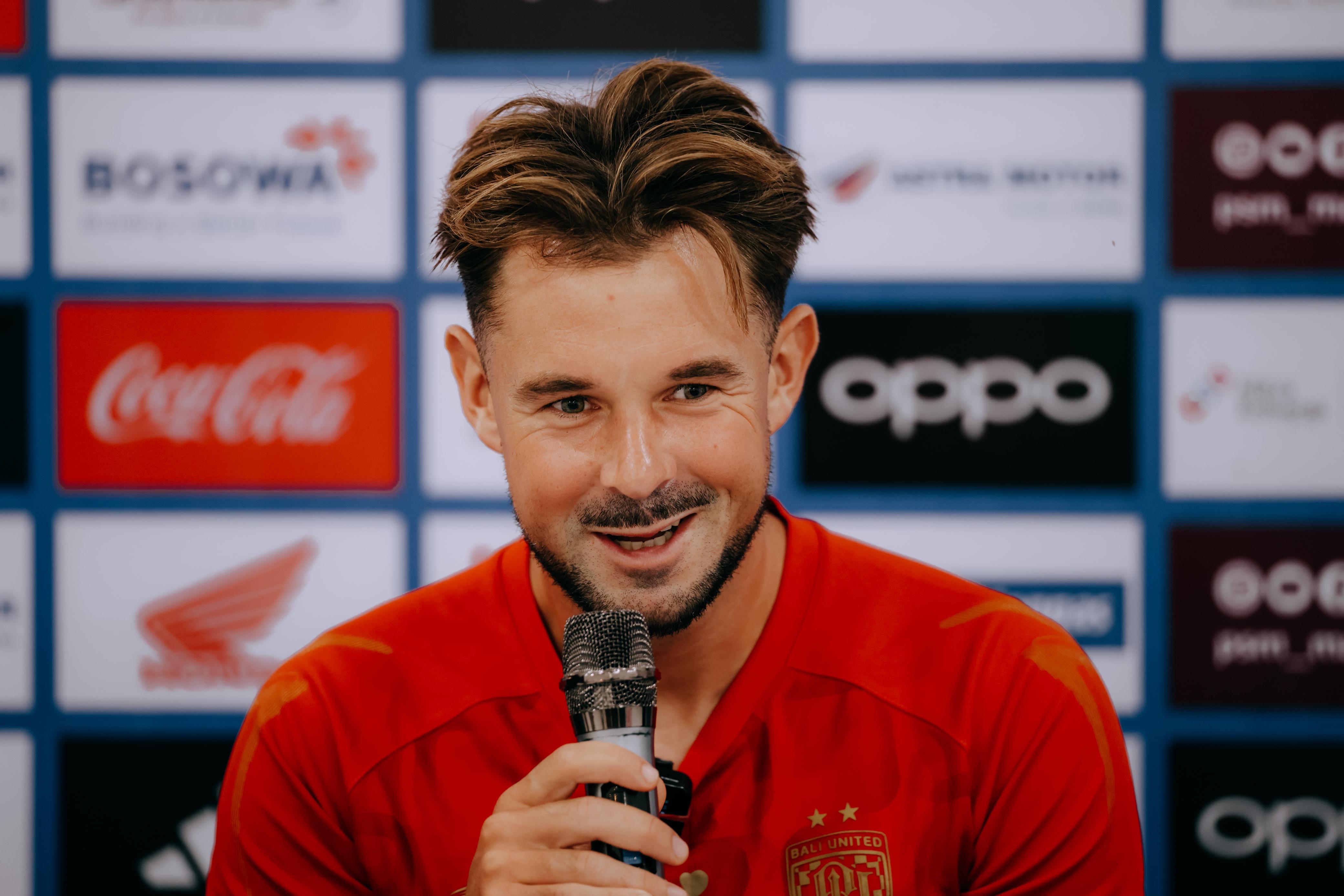 OPTIMISTIS - Forward Bali United Thijmen Goppel optimistis curi poin jelang bertemu PSM Makassar.