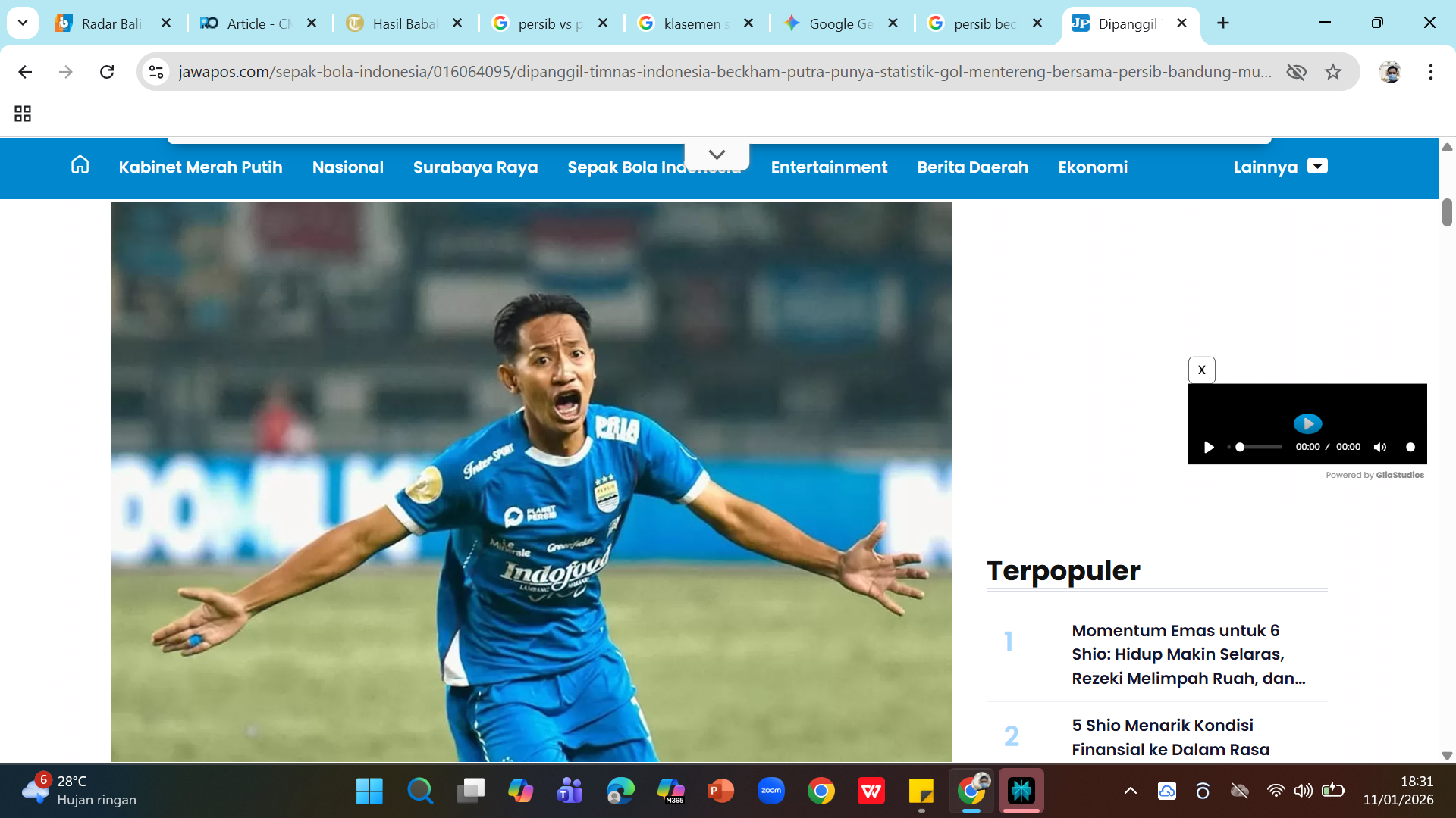 Gol cepat Beckham Putra Nugraha di menit ke-5 membuat Persib unggul 1-0 atas Persija di GBLA.
