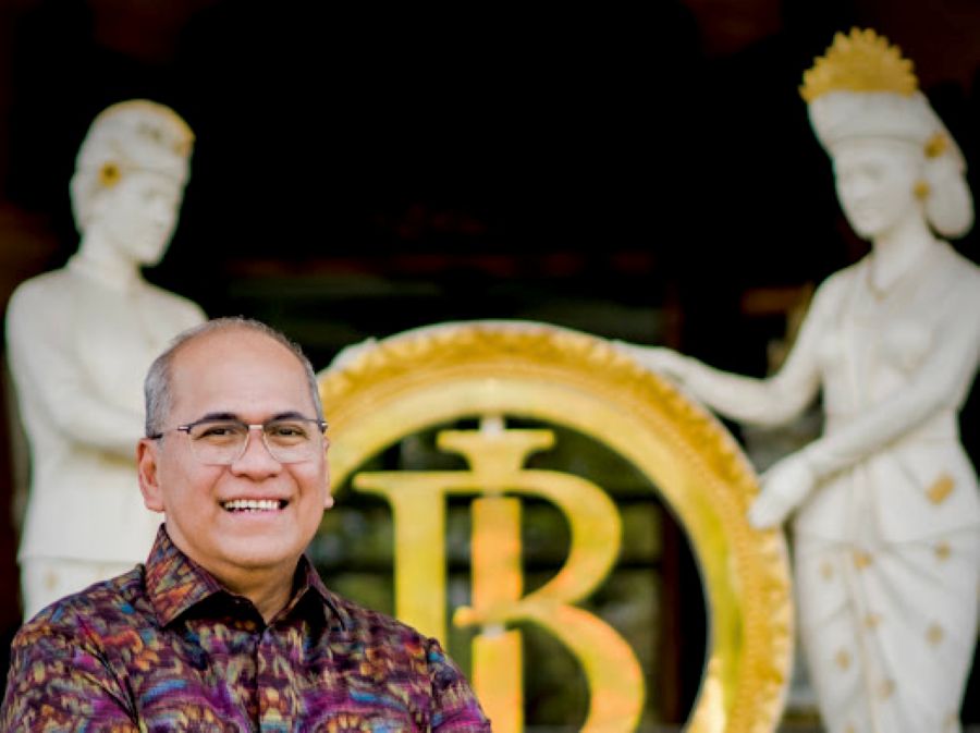 KEPERCAYAAN KONSUMEN: Kepala Perwakilan Bank Indonesia Provinsi Bali Erwin Soeriadimadja