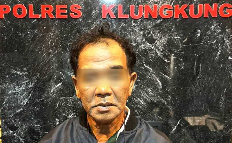 BERURUSAN HUKUM DI HARI TUA: Pria berinisial GS, berumur 60 tahun ini ditangkap di Klungkung. (foto:Polres Klungkung)