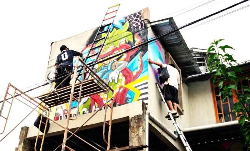 EKPRESIKAN GAGASAN : Eksibisi graffiti dari PAW dan SMOTS Denpasar. (ist)