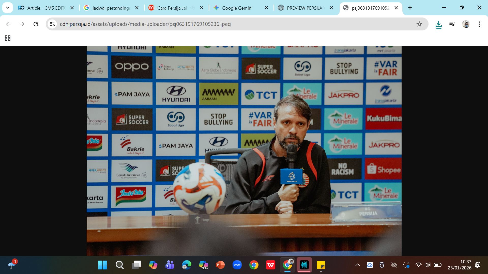 Pelatih Persija Mauricio Souza putar otak karena sejumlah pemain penting Persija absen melawan Madura United karena sanksi PSSI.