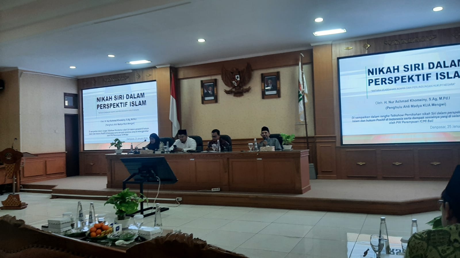 TOPIK HANGAT: Para panelis Talkshow Perkawinan siri dan Poligami dalam Perspektif Syariat Islam, di UPTD PKSDM Bali, Sabtu 24 Januari 2026.