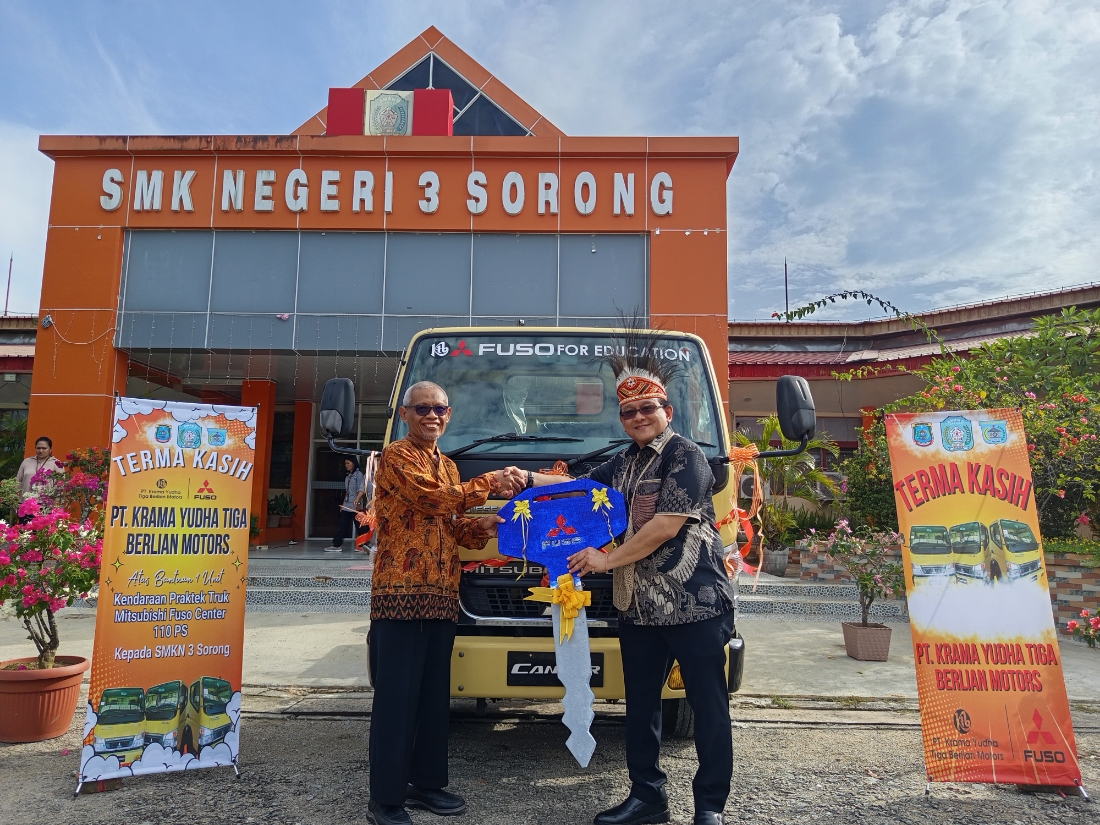 MFTBC mendonasikan 1 (satu) unit Mitsubishi Fuso Colt Diesel sebagai kendaraan praktik ke SMK Negeri 3 Sorong, Papua Barat Daya, pada hari Jumat, 23 Januari 2026.