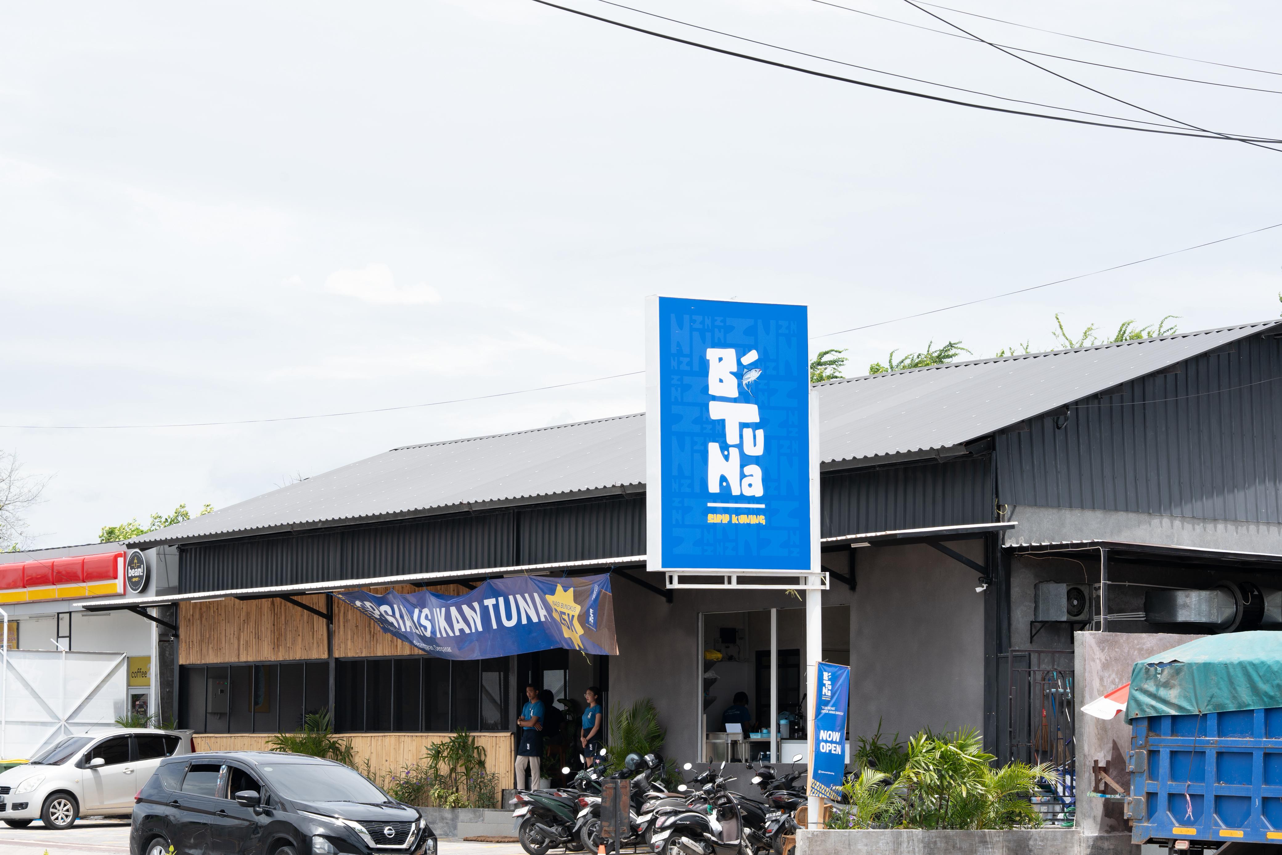 KULINERAN BARU: Restoran baru di Jalan Raya Pelabuhan Benoa wajib dikunjungi.