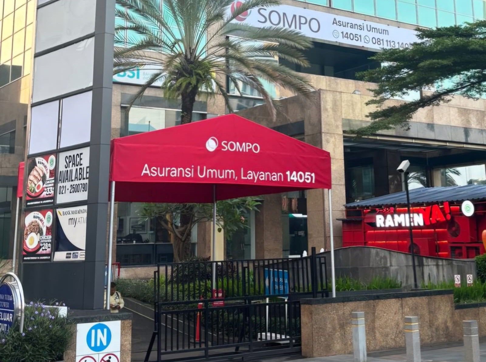 Kantor pusat asuransi Sompo di Jakarta