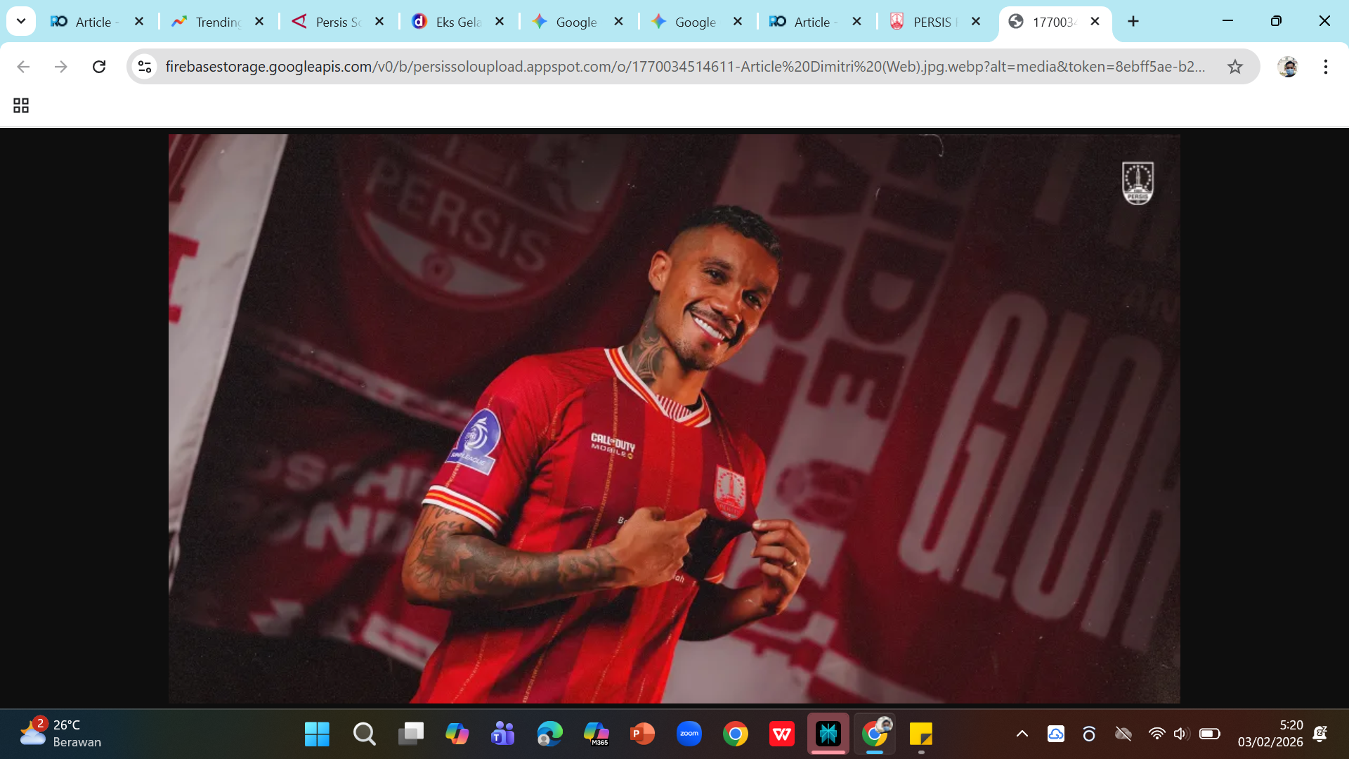 Gelandang Dimitri Lima Souza resmi bergabung dengan Persis Solo.