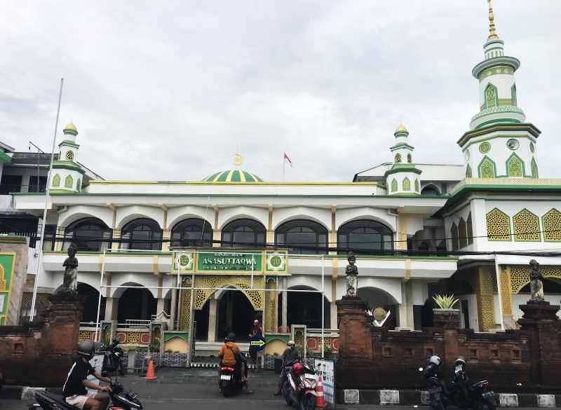 Ilustrasi Masjid Asasutaqwa, Kampung Bugis, Tuban. jalan Airport, Badung, Bali. (Miftahuddin/Radar Bali)