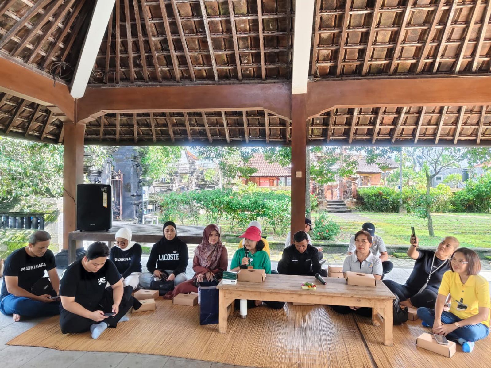BARU: Dinas Pertanian Kota Denpasar saat sosialisasi pupuk organik berbasi teknologi nano di Subak Sembung, Kamis 5 Februari 2026.