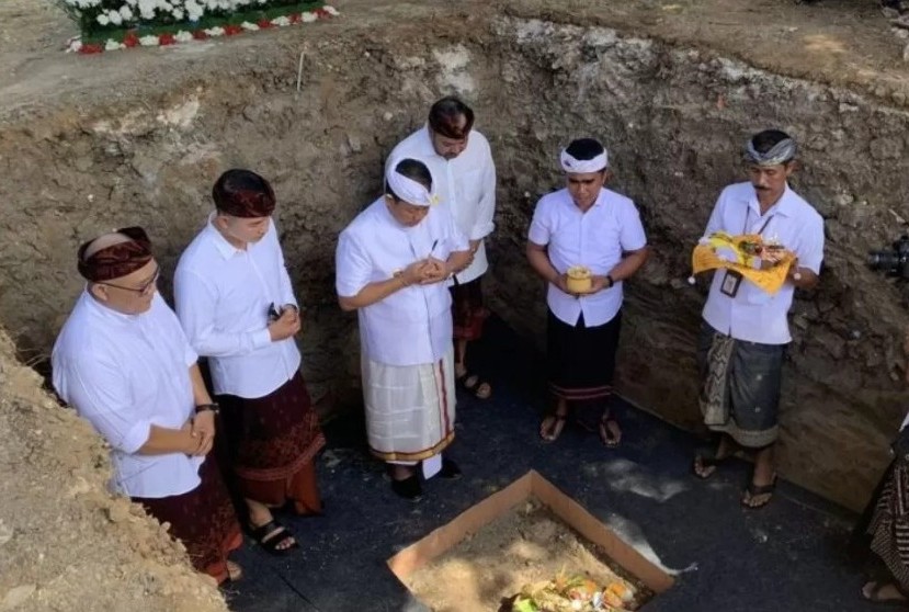 Lokasi upacara Ngeruwak Bali Subway di area Setral Parkir Kuta yang kini jadi semak belukar.
