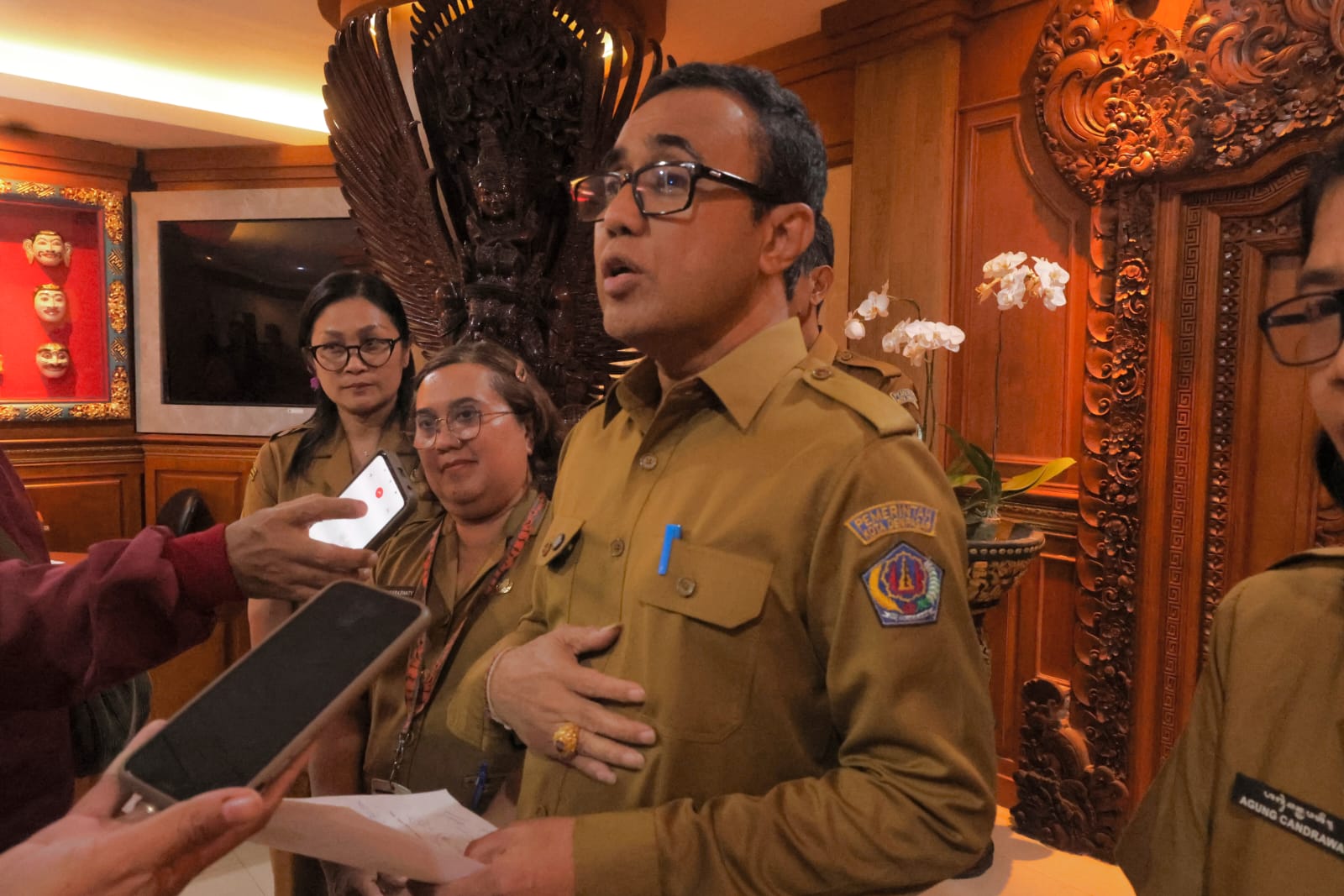 Wali Kota Denpasar, I Gusti Ngurah Jaya Negara saat ditemui di kantor Wali Kota Denpasar, Senin (9/2).