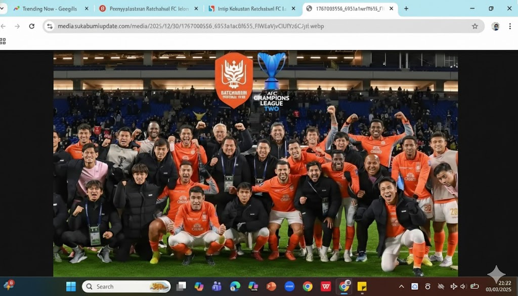 Para pemain Ratchaburi FC merayakan kelolosan ke babak 16 besar ACL 2.