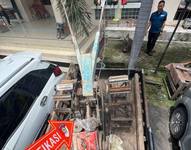 HASIL CURIAN: Barang bukti aksi pencurian traktor milik petani di Desa Aan, Kecamatan Banjarangkan. (Foto: Humas Polres Klungkung)