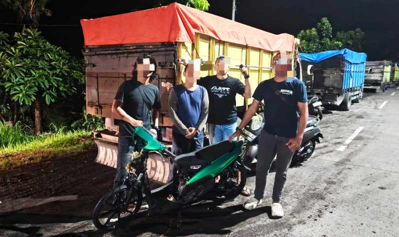 KOCAR-KACIR: Aparat Polres Klungkung amankan kendaraan yang digunakan dalam aksi balap liar di kawasan PKB. (Foto: Humas Polres Klungkung)