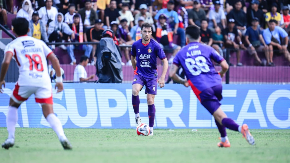 Gelandang bertahan Persik Imanol Garcia bertekad mencetak gol ke gawang PSIM pada sore ini. Garcia memberi assist krusial pada Ernesto Gomez saat mengalahkan Dewa United pekan lalu