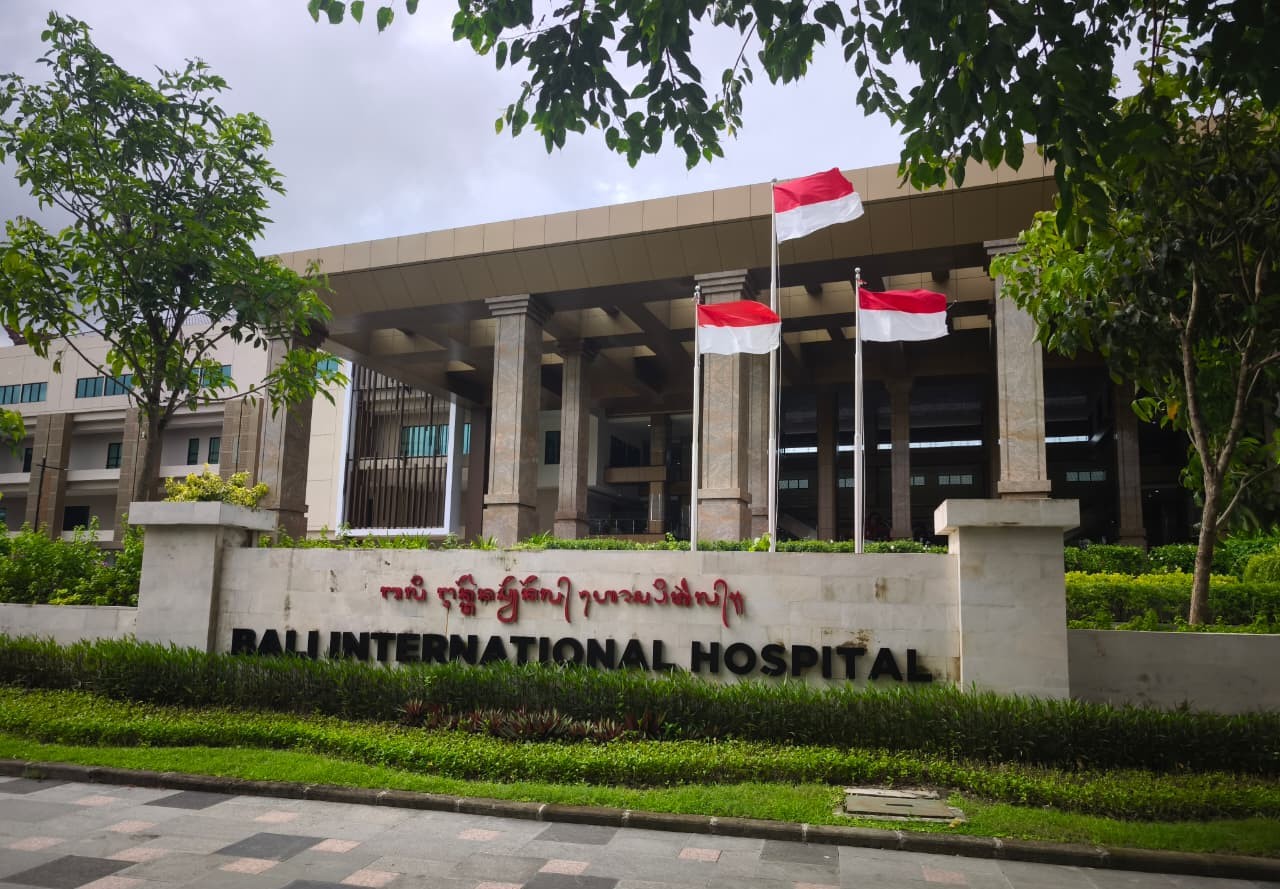 GENJOT DEVISA: Bali International Hospital (BIH) serius meningkatkan pelayanan untuk menarik warga Indonesia maupun asing agar memilih berobat ke BIH ketimbang ke luar negeri.