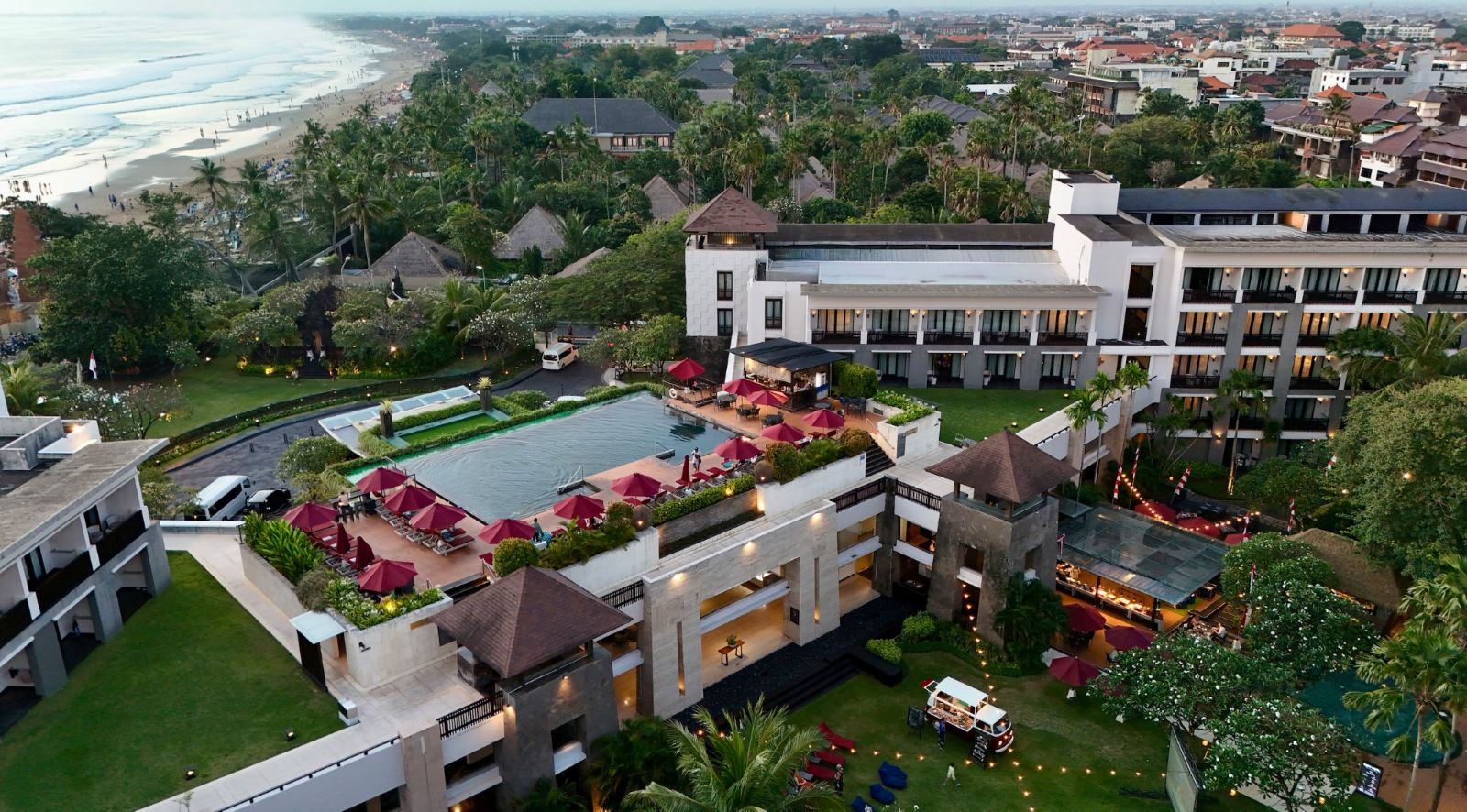 Hotel Pullman Bali Legian Beach tampak dari atas