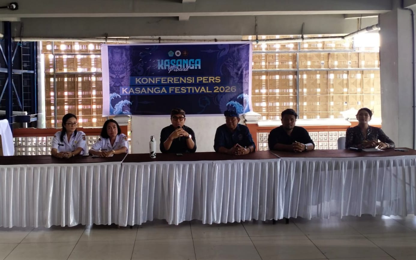 Wakil Wali Kota Denpasar I Kadek Agus Arya Wibawa dalam konferensi pers Kasanga Festival di Graha Yowana Suci, Denpasar, Rabu (4/3).