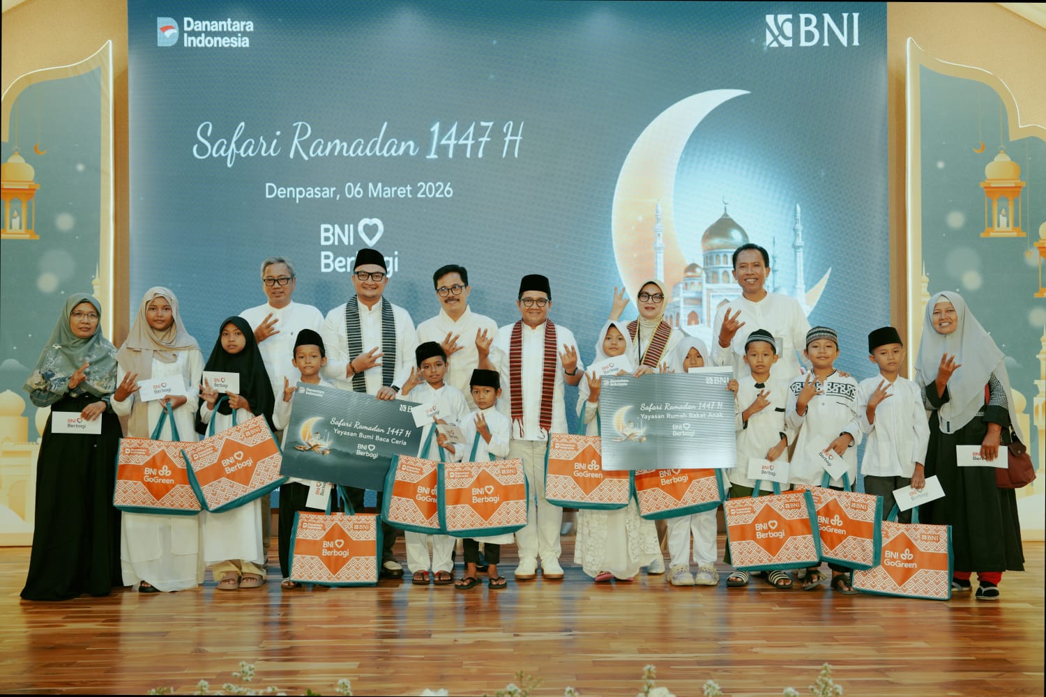 SAFARI RAMADAN:  Bersama Yayasan Rumah Bakat Anak dan Yayasan Bumi Baca Ceria di BNI Kantor Wilayah Denpasar, pada Jumat (6/3/2026).