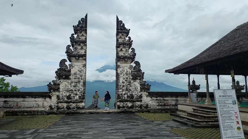 ilustrasi Pura Lempuyang, Karangasem. (dok.Radar Bali)