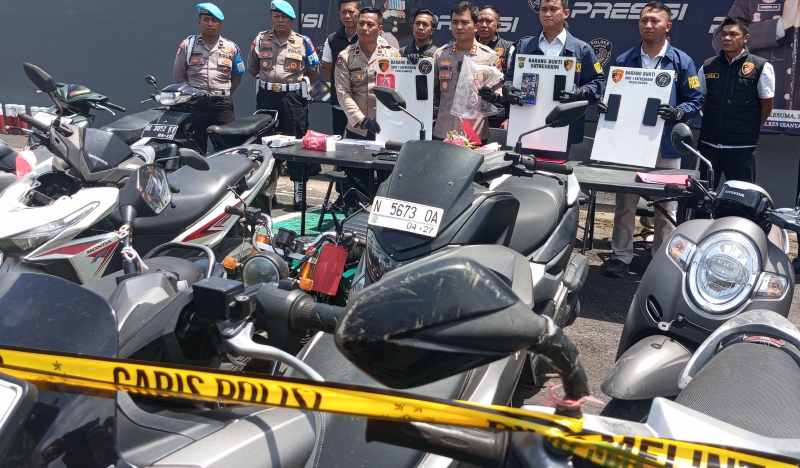 DARI OPERASI SIKAT AGUNG : Sejumlah barang bukti sepeda motor dari kasus kejahatan sepanjang 2026 ini. (foto:IB Indra Prasetia)