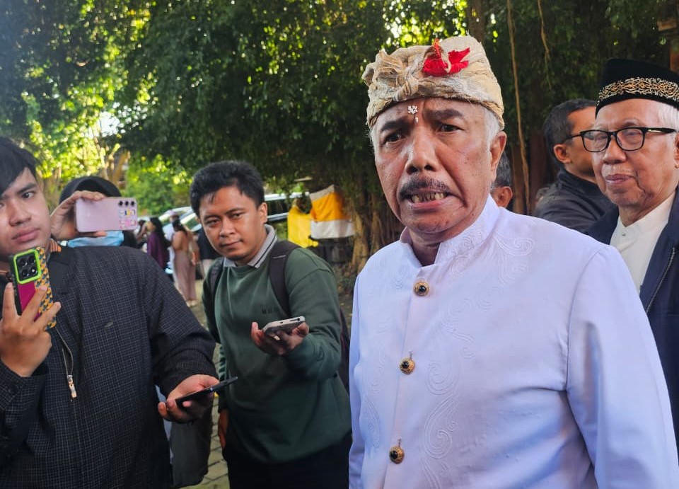 REDAM POLEMIK: Ketua FKUB Bali, Ida Penglingsir Putra Sukahet bersama Ketua MUI Bali, KH Mahrusun Hadyono membahas soal Nyepi dan malam takbiran Idul Fitri 1447 H. 