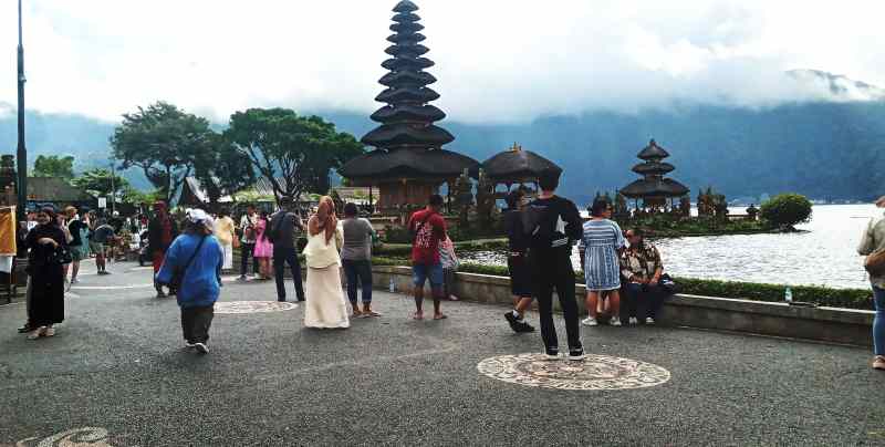 ilustrasi cuaca berawan di Ulun Danu Beratan, Bedugul, Tabanan,beberapa waktu lalu. (juliadi/radar bali)
