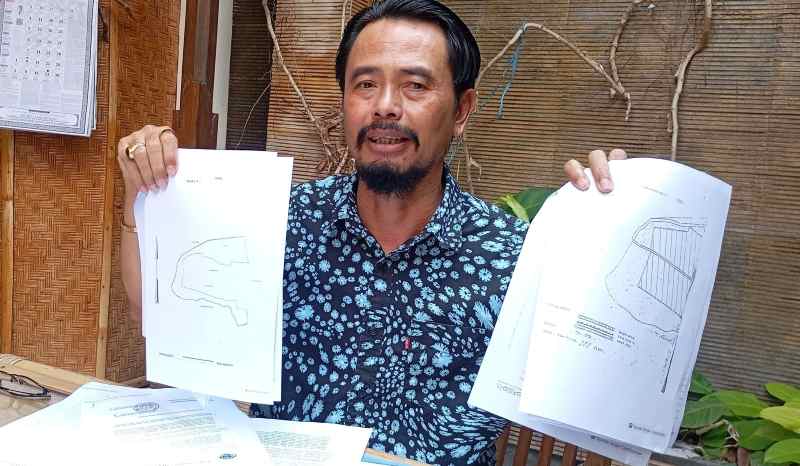 MENGAKU ADA DUGAAN SUAP : Nyoman Tirtawan sebut diiming-imingi Rp50 miliar untuk mencabut laporan kasus tanah Batu Ampar. Status perkara itu sudah penyidikan di Polres Buleleng.(Francelino Jr)